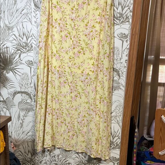 Urban Social XL Floral Yellow Skirt Slit Maxi - Picture 6 of 6